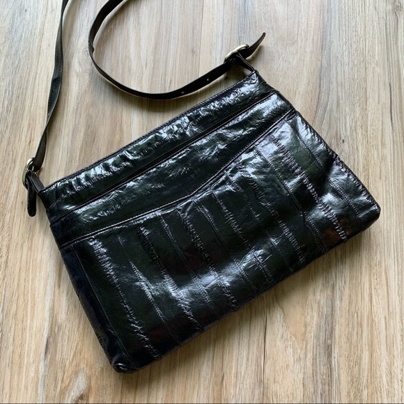 VINTAGE 70s/80s Black Eel Skin Crossbody Bag Retro Glam - Picture 2 of 9